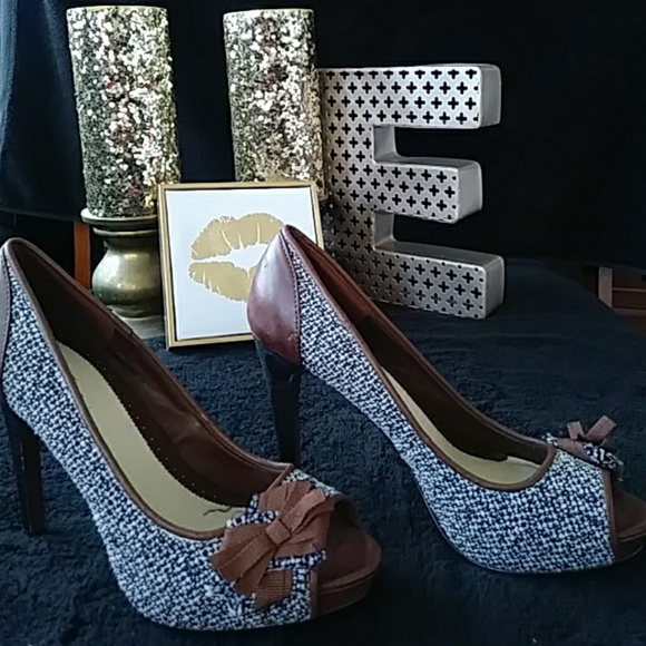 NWOT!! Denim heels - Picture 1 of 5